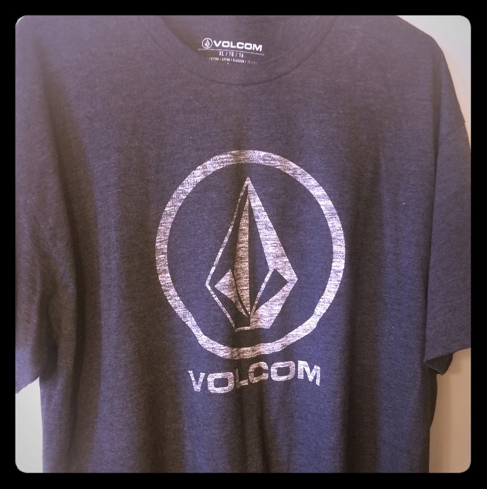 Volcom shirt